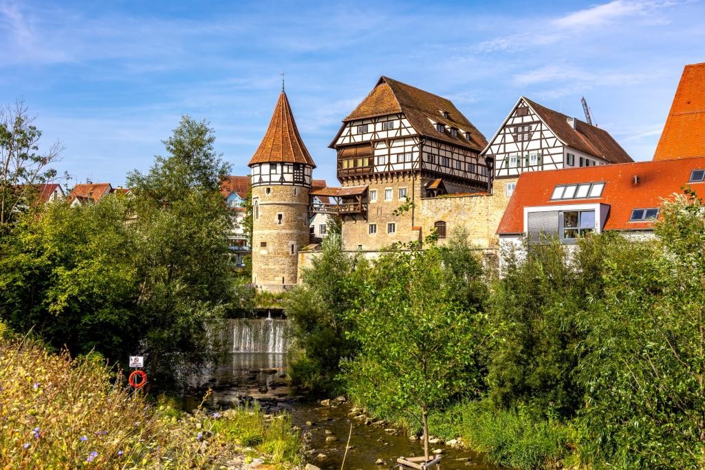 Blick aufs Wehr und Zollernschloss Blick aufs Wehr und Zollernschloss