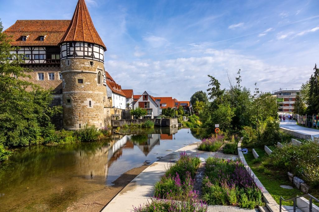 Blick von oben auf die Wassergärten Blick von oben auf die Wassergärten